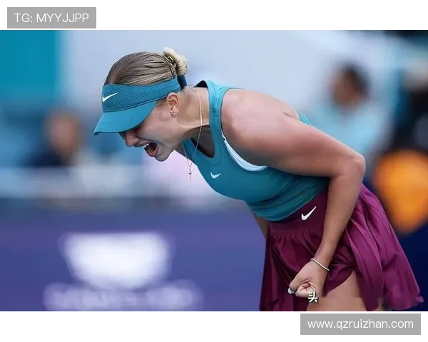 本契奇鏖战网球马拉松苦战三盘终在顽强拼搏中艰难挺进八强赛