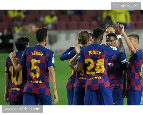 桑切斯建功莱万失点球巴萨客场不敌塞维利亚惨遭失利苦吞败局之夜